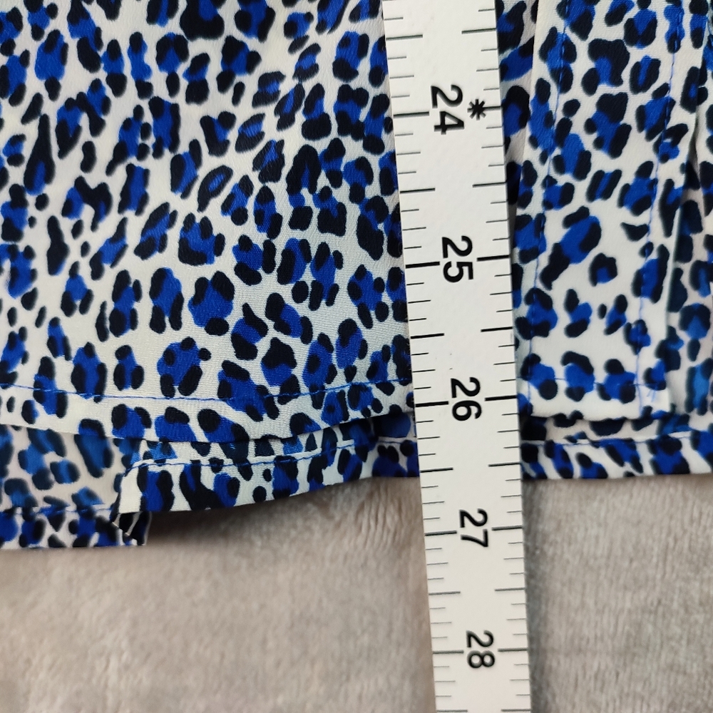 Juicy Couture Blue & White Cheetah print  Long Sleeve Blouse Top EUC - Picture 5 of 9